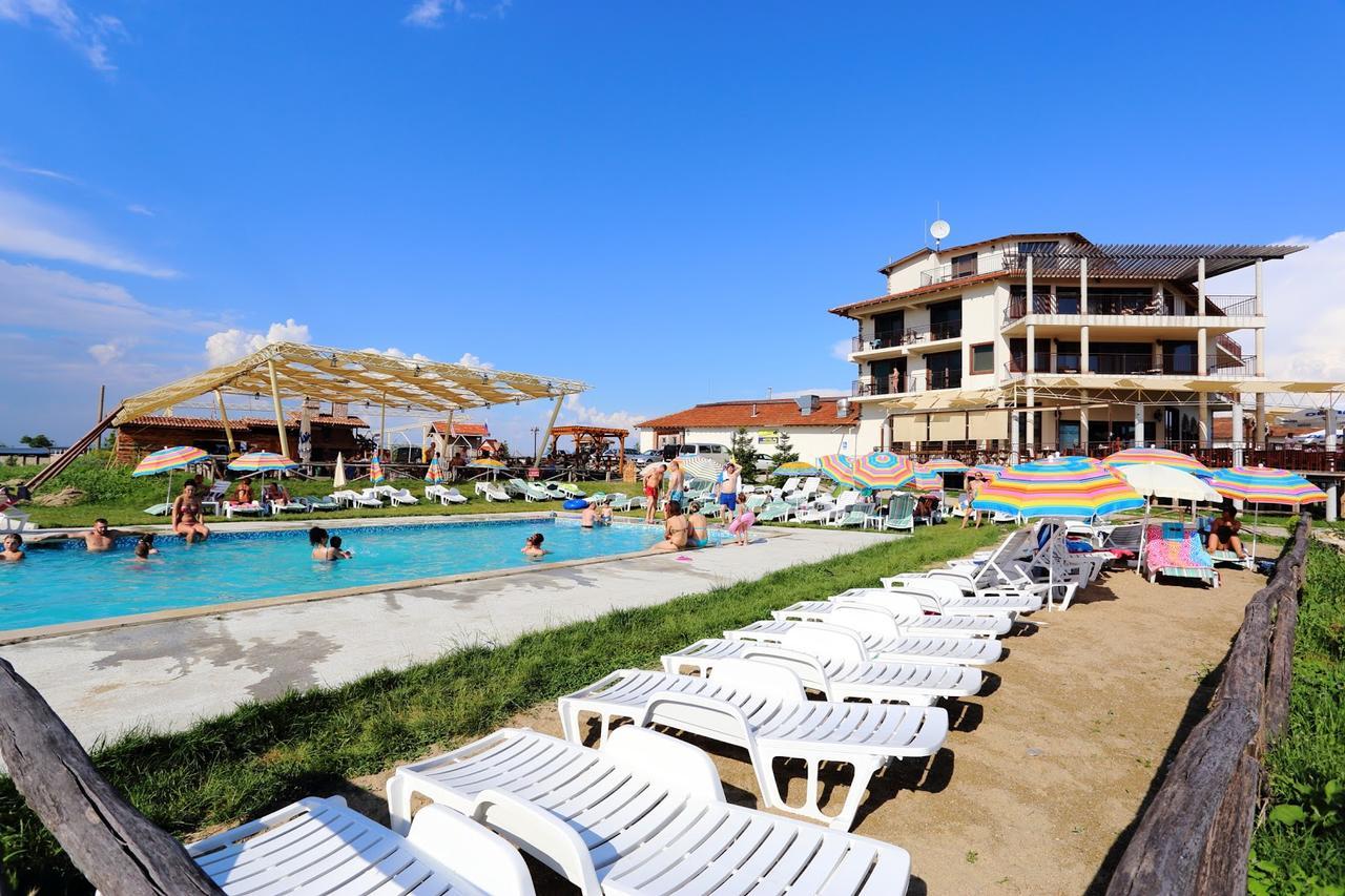 Seven Generations Winery Hotel Mechka Exterior foto